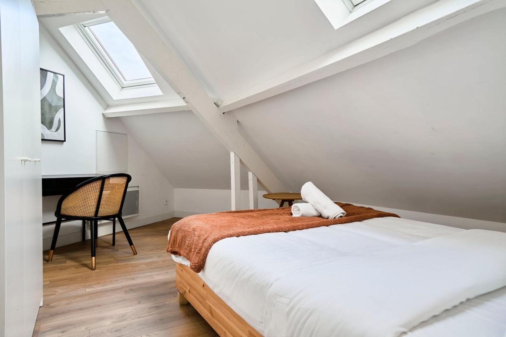 Duplex 2 Bedrooms 2 Bath Lille Exterior photo